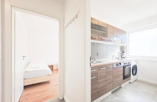 Tolstov Apartments - Monteurwohnung - 3 Schlafzimmer - Esszimmer - Küche - Waschmaschine - 25 Min zur Messe DUS - Foto 13