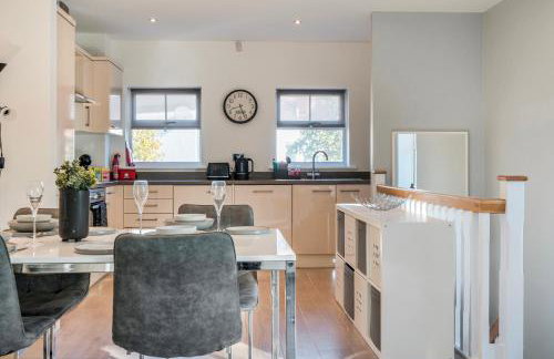 Walton Hidden Home with Free Parking - Pass the Keys - Foto 12