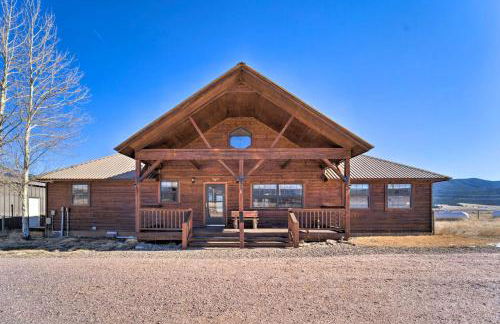 New Mexico Cabin Hideaway with Eagle Nest Lake Views - Foto 1