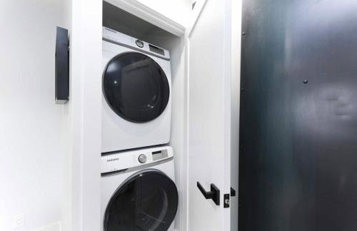 1BD 1BA-Black&White ArtBNB Cottage-Antique Row WPB - Foto 9