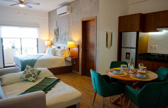 Sunset Kin Beach Apartments - Photo 11