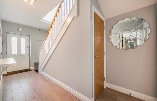 Walton Hidden Home with Free Parking - Pass the Keys - Foto 26