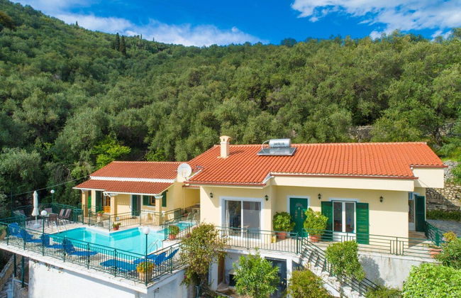 Sofia Large Private Pool Walk to Beach Sea Views A C Wifi Car Not Required - 1552 - Photo 3