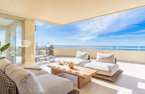 Infinity Blue Penthouse - Photo 1