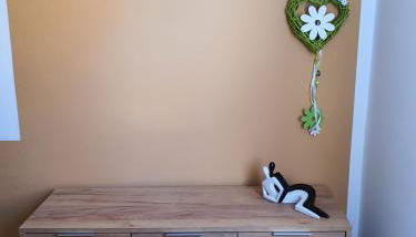 modern und mittendrin, das ist Monty - Foto 5, wardrobe