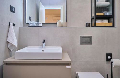 Splitful Apartment - Photo 11