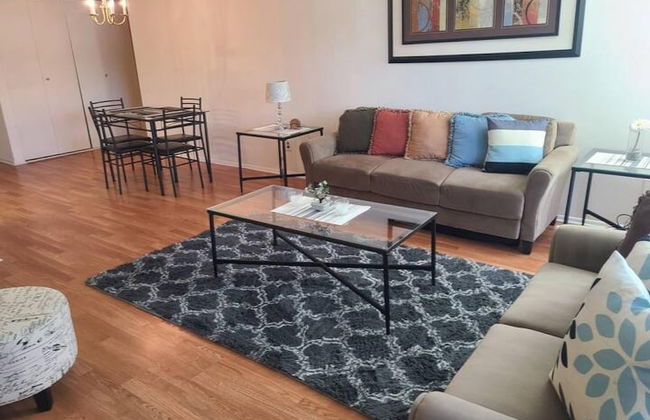 2BR 2B Clean Spacious Great Location - Foto 1