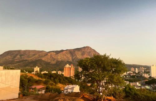 Flat com vista espetacular área central-cozinha completa-AR- 2 banheiros- casais - grupos ou familias ou empresas - Foto 3