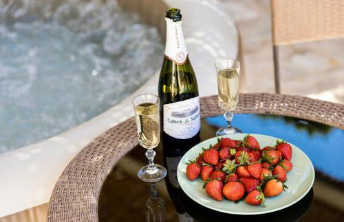 The Alou Villa 1 - Jacuzzi - BBQ - Garden - Pool - Foto 1