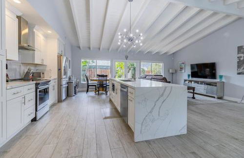 Spacious Fort Lauderdale HEATED Pool House, Grill and Beach 2.9 miles - Foto 22