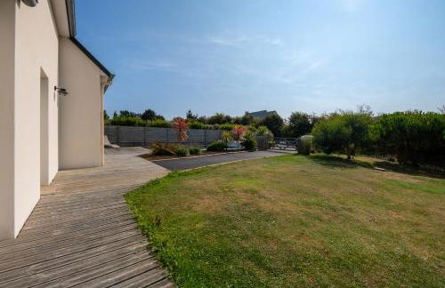 Villa avec piscine privée, sauna, jardin et parking - Foto 27