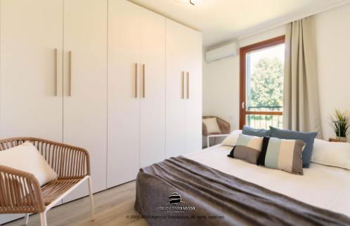 Exclusive Pool Access, 2 floors, Balcony View, Parking - Foto 30