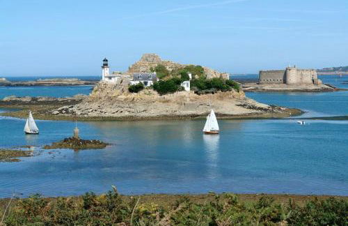 Le petit duplex du port de Locquirec - 100 m de la plage - Photo 15