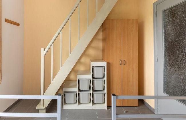 Modern Villa w/ Private Yard - Foto 15