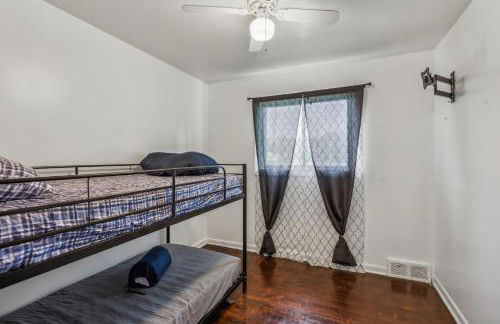 Queen G2 Mansion 3 Bedroom Home by RedAwning - Foto 36