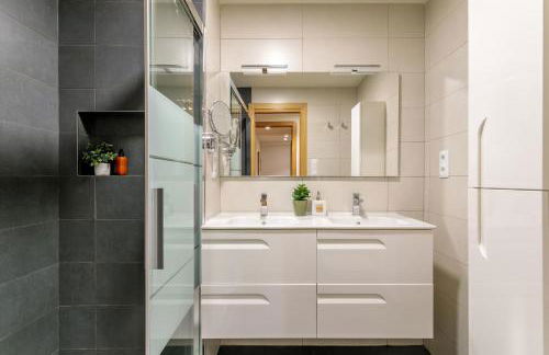 Maikran Signature Exclusive Town Hall Apartment - Foto 19