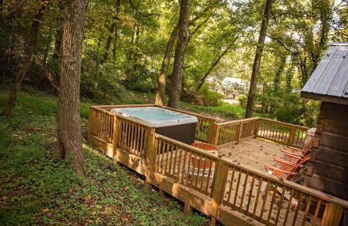 Lena Cabin Wooded Tiny Cabin - Hot Tub - Foto 30