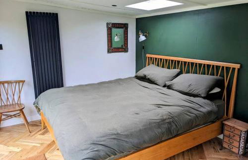 Sea View Villa with Huge Garden & Table Tennis - Foto 8