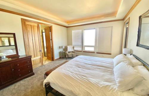 Luxury home w a View- biking and hiking near - Foto 4