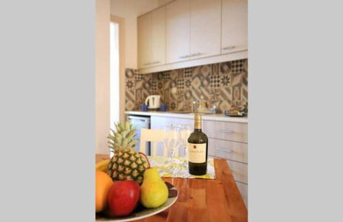 Flokos. Lazy days, balmy nights on the seafront - Foto 17