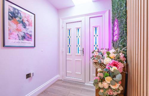 Nature Inspired Bungalow with 3 rooms - 10 mins from Manchester Airport - Foto 2