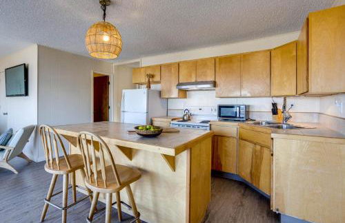 Ocean Front Duplex with Views! Dog Friendly -Surfside Cottage South - Foto 7