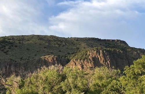 Rustic Yurt Getaway on Beautiful Snake River in Rigby, Idaho - Foto 18