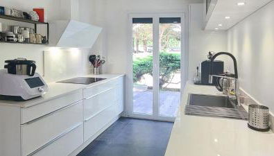 230m2 sur 3800m2 - jacuzzi 6 places - 16pers max - Foto 3