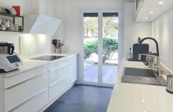 230m2 sur 3800m2 - jacuzzi 6 places - 16pers max - Foto 3