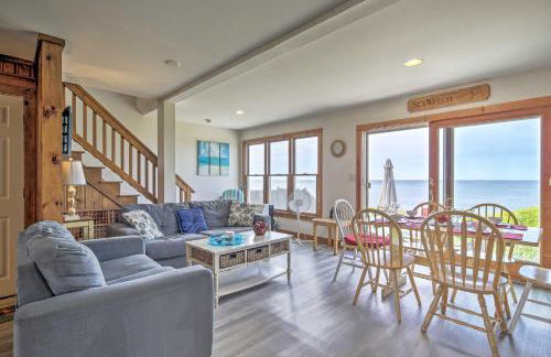 Oceanfront Gem with Sunroom and Fireplace in Cape Cod - Foto 10