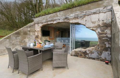 The Transmitter Bunker - Photo 24