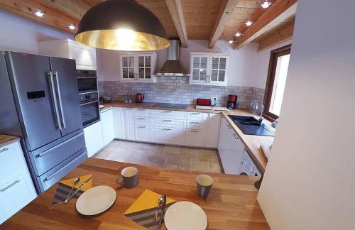 CHALET 16 PERS PROCHE DES PISTES - Foto 6