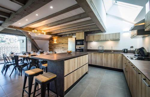 Duplex in Albiez-Montrond with balcony - Photo 3