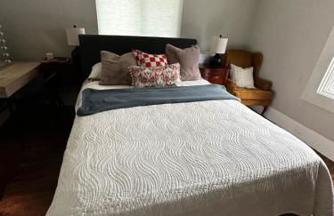 Farmhouse Oasis w Pool Heated Spa Treehouse and Game Room Located Centrally off I-4 - Foto 28