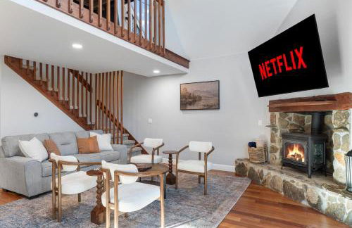 Cozy A-Frame Retreat - Hot Tub, Forest Views - Photo 26