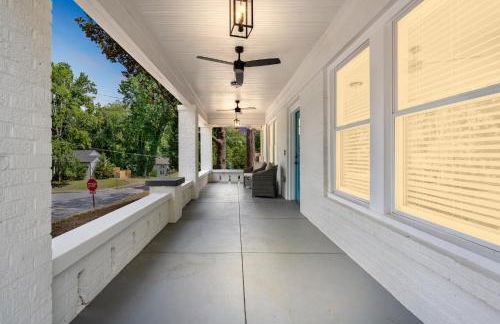 Centrally Located Home in Atlanta-10 Mins from GA Aquarium, Mercedes Benz Stadium, & Much More - Foto 2