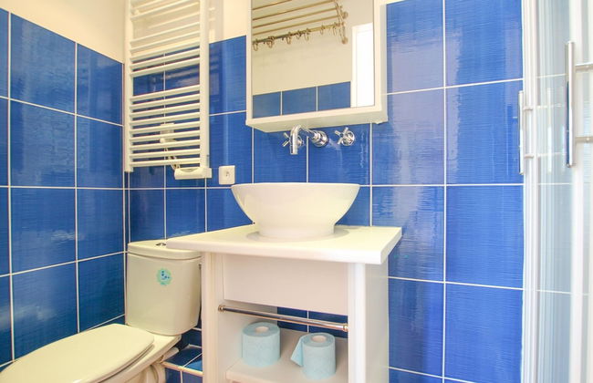 Pleasant House for 8 People & 12 m Mooring - Photo 23