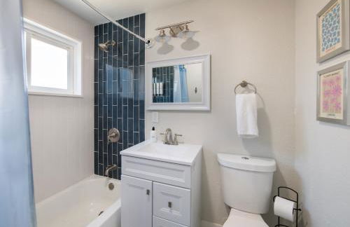 The Yellow Door Denver - Mid Century Design & Comfort - Foto 42