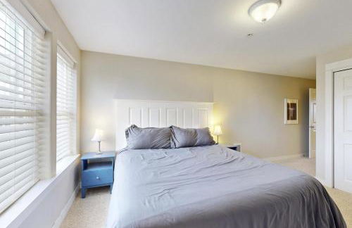 Top Floor - All The Views - 2 Bed 2 Bath Apartment in Westport - Foto 24