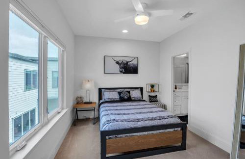 Modern 3BR in Bishop Arts - Walk to Shops & Dining Duplex - Foto 19