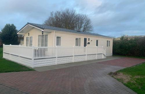 G & K Luxury Lodge - Photo 1