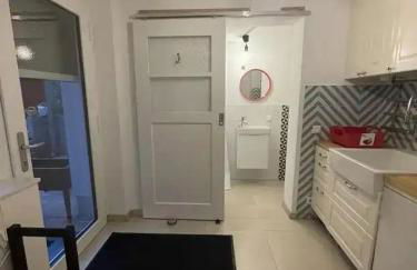 Stylisches Studio Apartment mit kleiner Terrasse - Foto 15