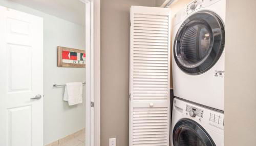 Waterfront Resort , World Class Marina & Slip - Foto 3