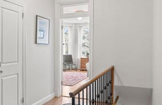 Sojourn Classic DC Rowhouse with Parking - Foto 22