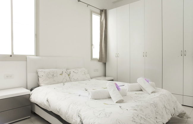 Kerem Hateiminim Apartments - Photo 13