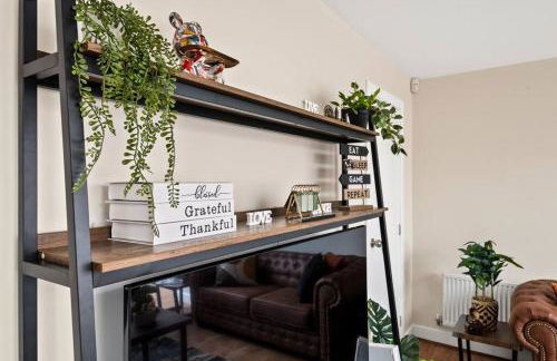 Radiant Retreat Ideal for LegoLand, Windsor, & LHR - Foto 10