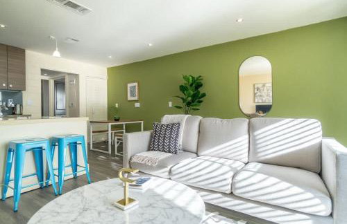 Stylish King 1BR 8 Min to Downtown Pool Gym & Parking 04 - Foto 2