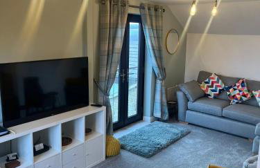 Oaklodge House - Photo 47