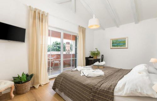 Villa Village by Villsy - with heated pool, spa, private tennis court, golf court, basketball court and playroom - Photo 39