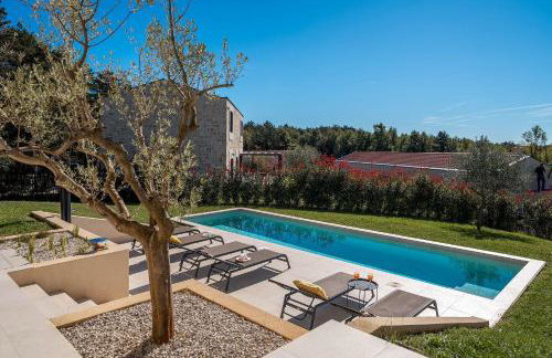 Mediterrane Steinvilla mit Privatpool, toller Aussicht, starkem WiFi, BBQ - Foto 27